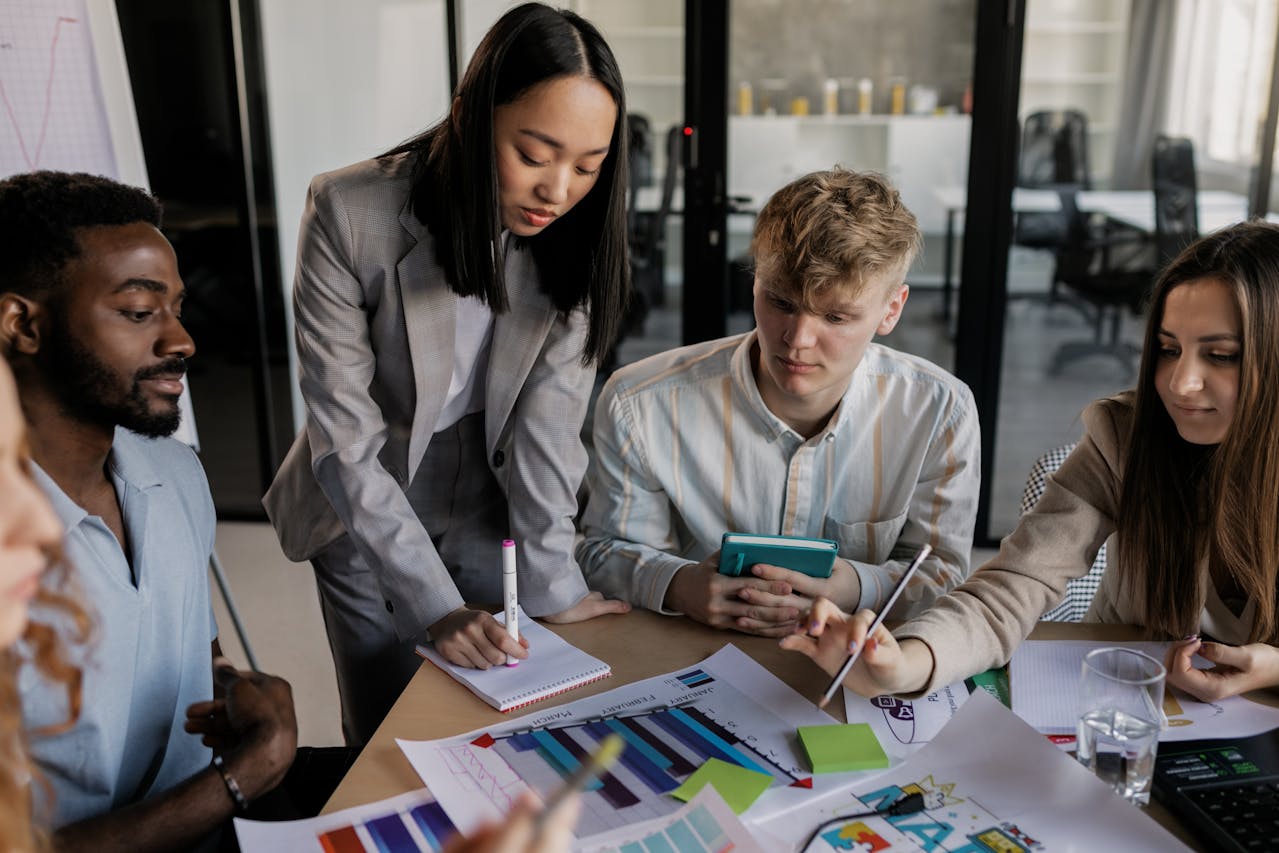 Best Fractional Marketing Teams for Hire in 2026 [Ranked]