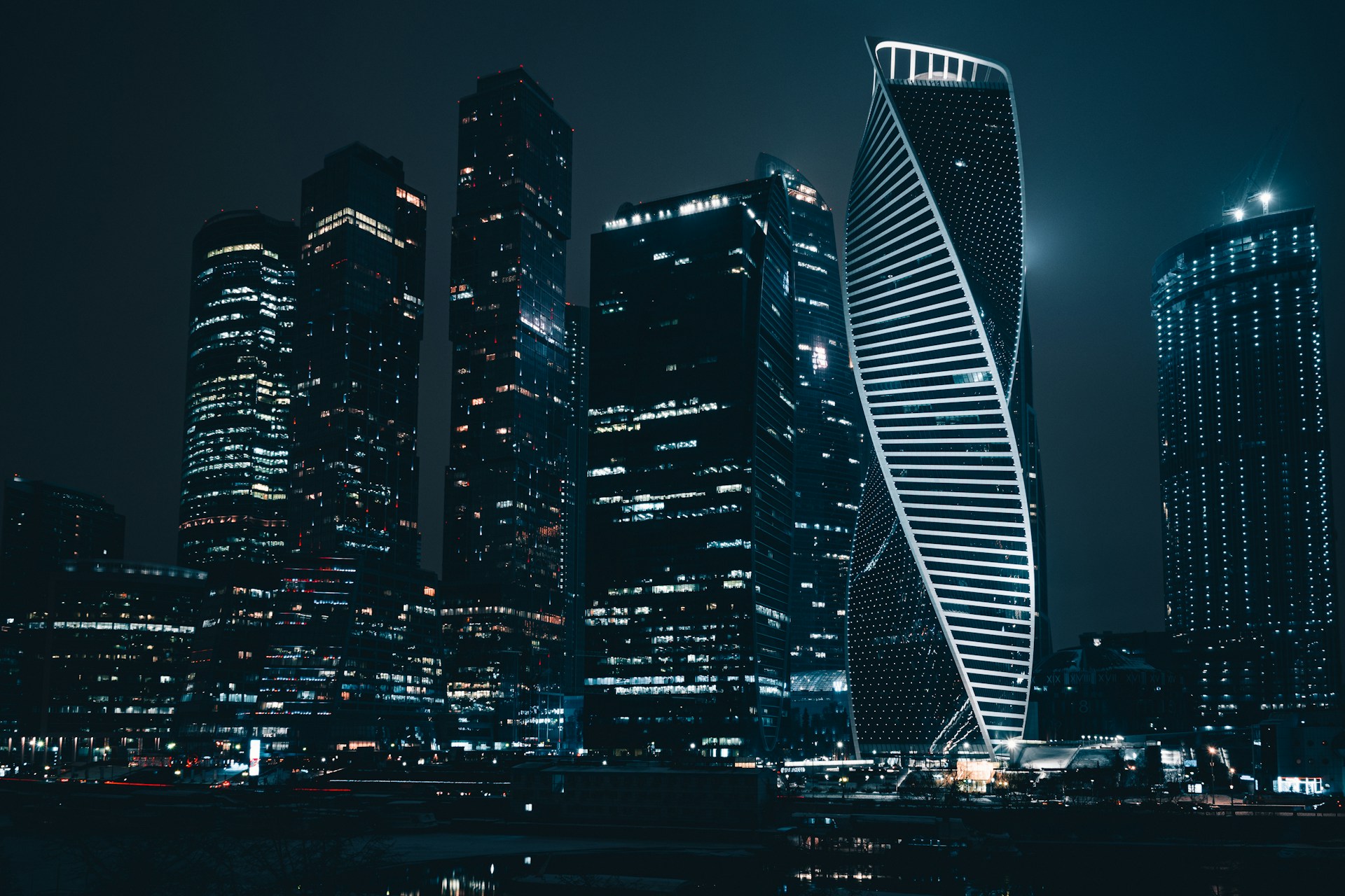 SaaSHero Alternatives: The Best 6 Options for B2B SaaS in 2026